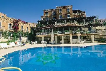 Club Phellos 3* קס